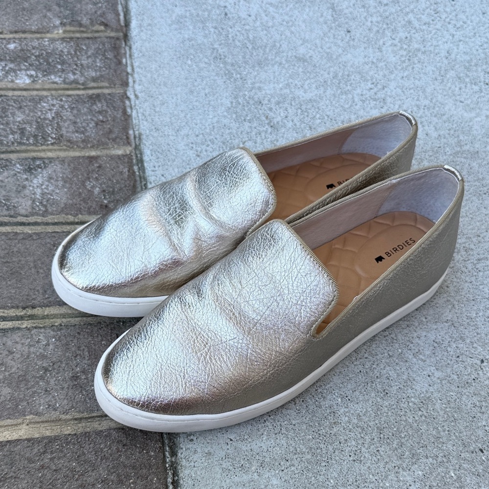 Birdies The Swift Gold Leader Slip on Shoes. Size 8.5. Metallic Gold Leather. .